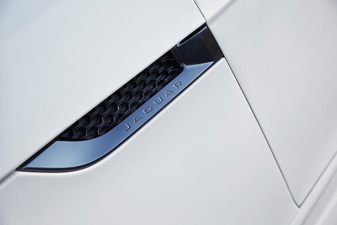 2016 Jaguar F-TYPE AWD R Convertible
