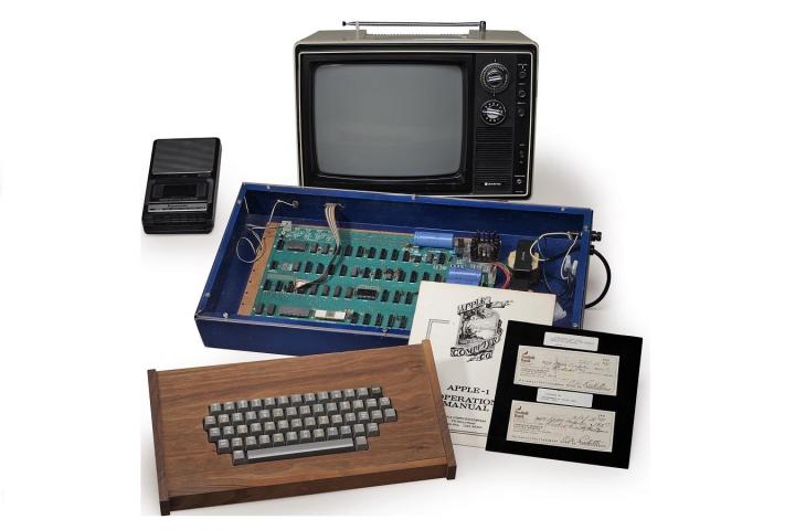 apple 1 computer sold by jobs to break auction records christies
