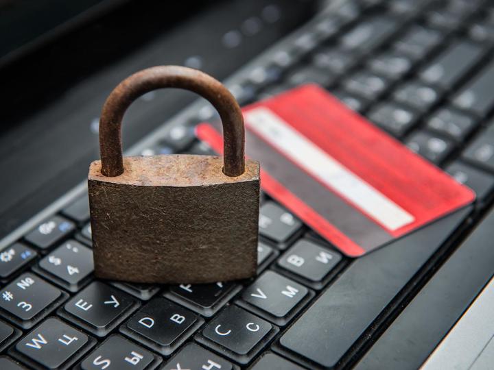 microsoft taking tech support scammers keyboard padlock