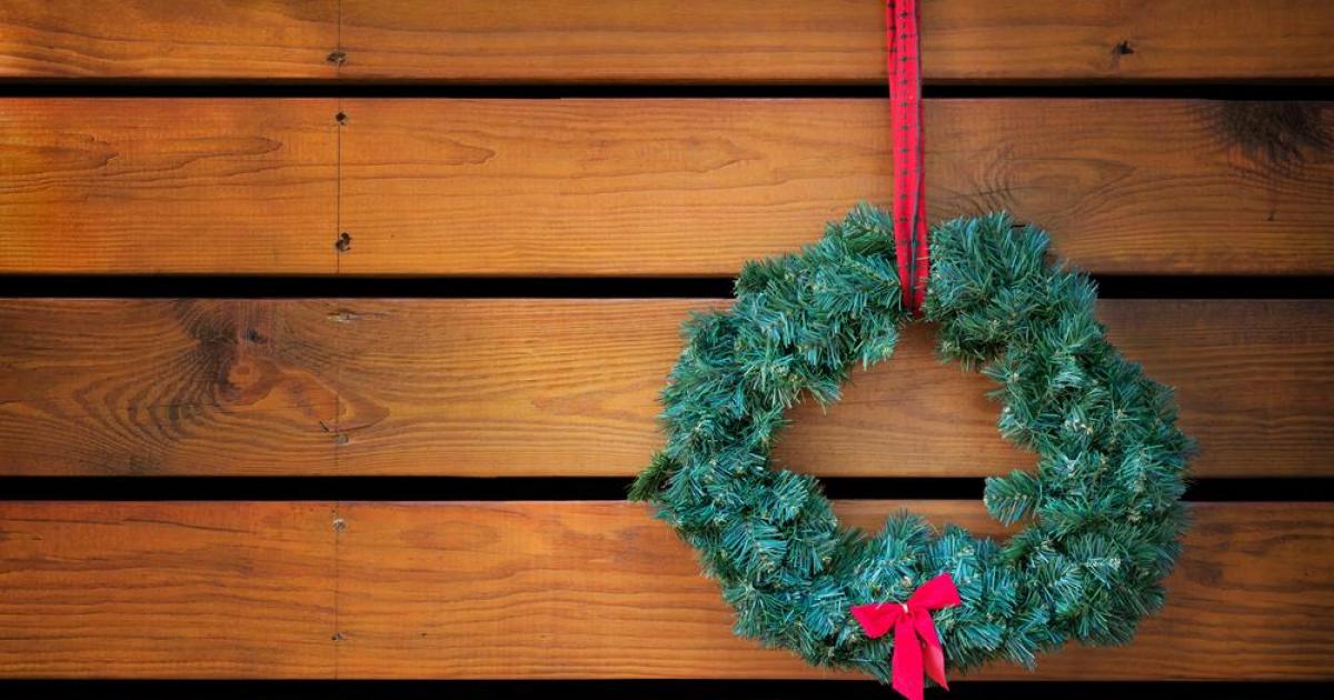 How to Decorate for Festivus, Chrismukkah, and More | Digital Trends