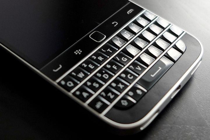 BlackBerry Classic keyboard angle