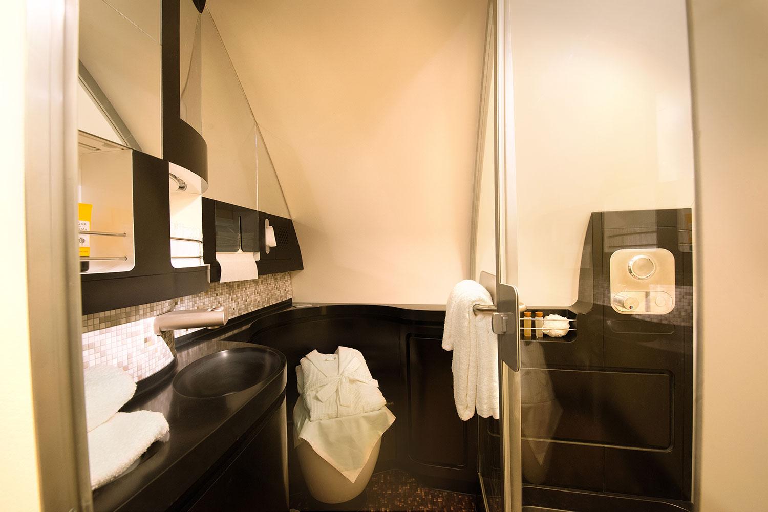 best first class airlines seats etihad airways the residence bathroom