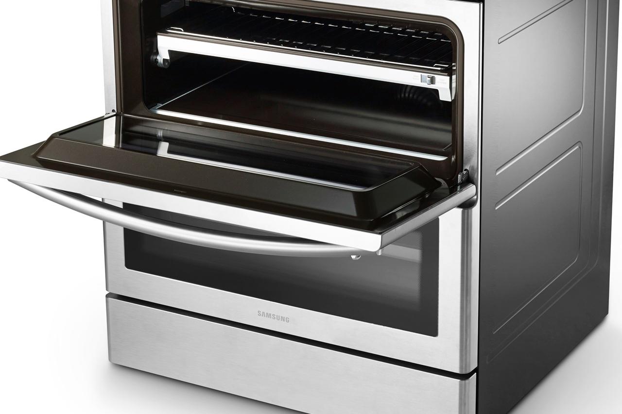 samsungs home appliances at ces 2015 samsung 30  freestanding flex duo oven range with double door image 2