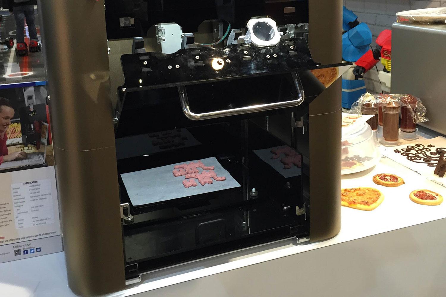 xyzprinting debuts 3d food printer at ces 2015 0113b