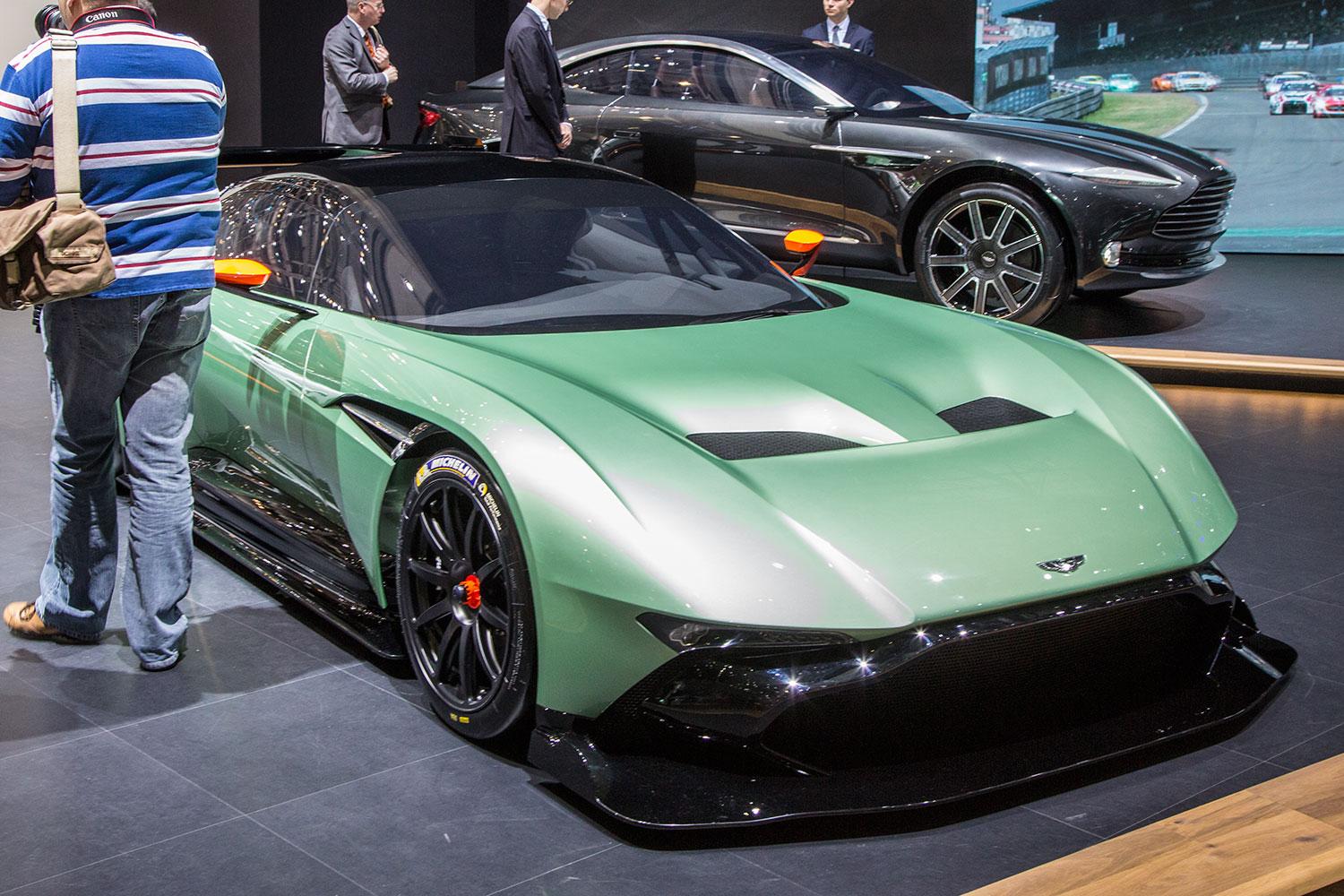aston martin vulcan official spec pictures and performance 1