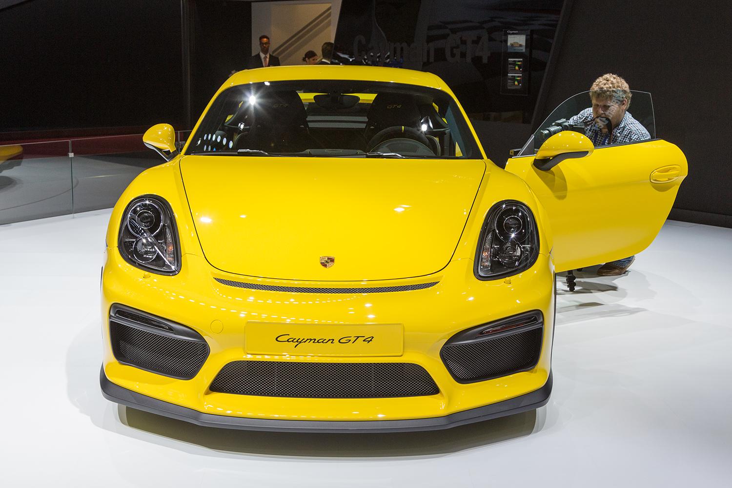 porsche cayman gt4 official pictures and specs 3