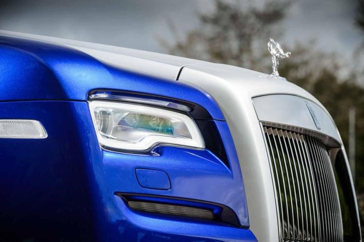 rolls royce confirms crossover suv front end 1