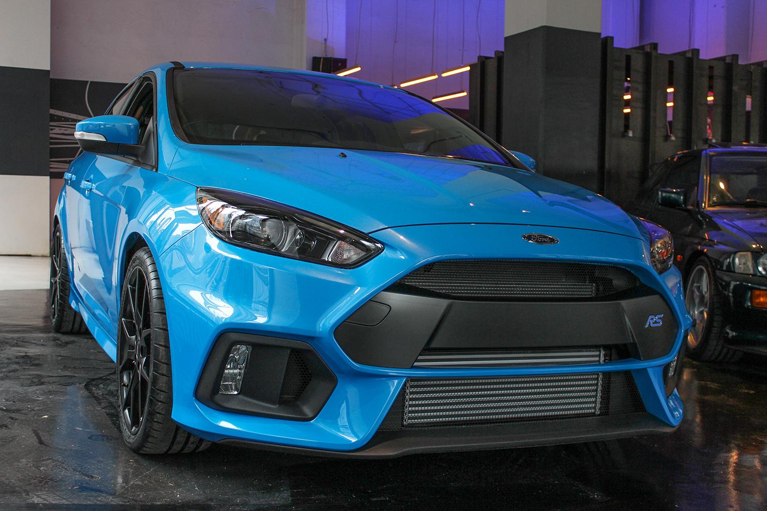 2016 Ford Focus RS front angle