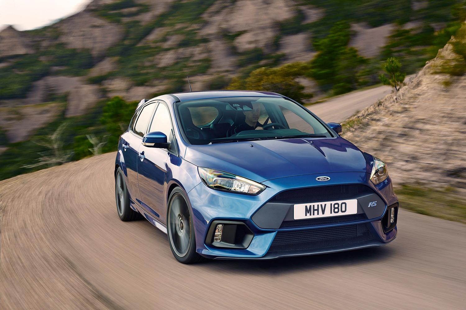 2016 Ford Focus RS press front angle