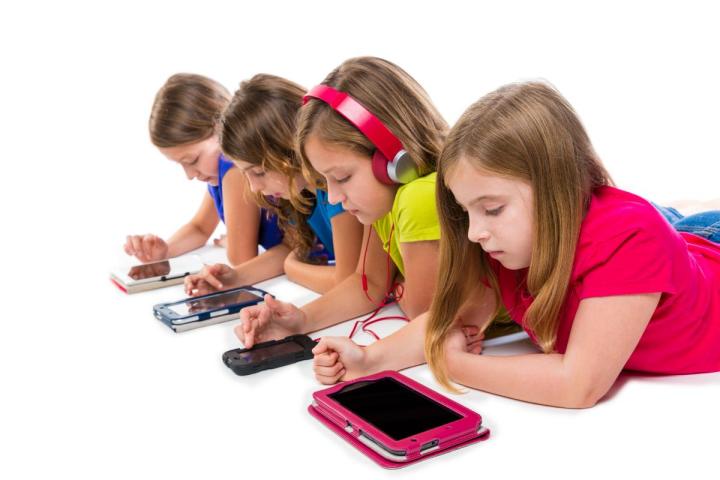 Children smartphone tablet screens