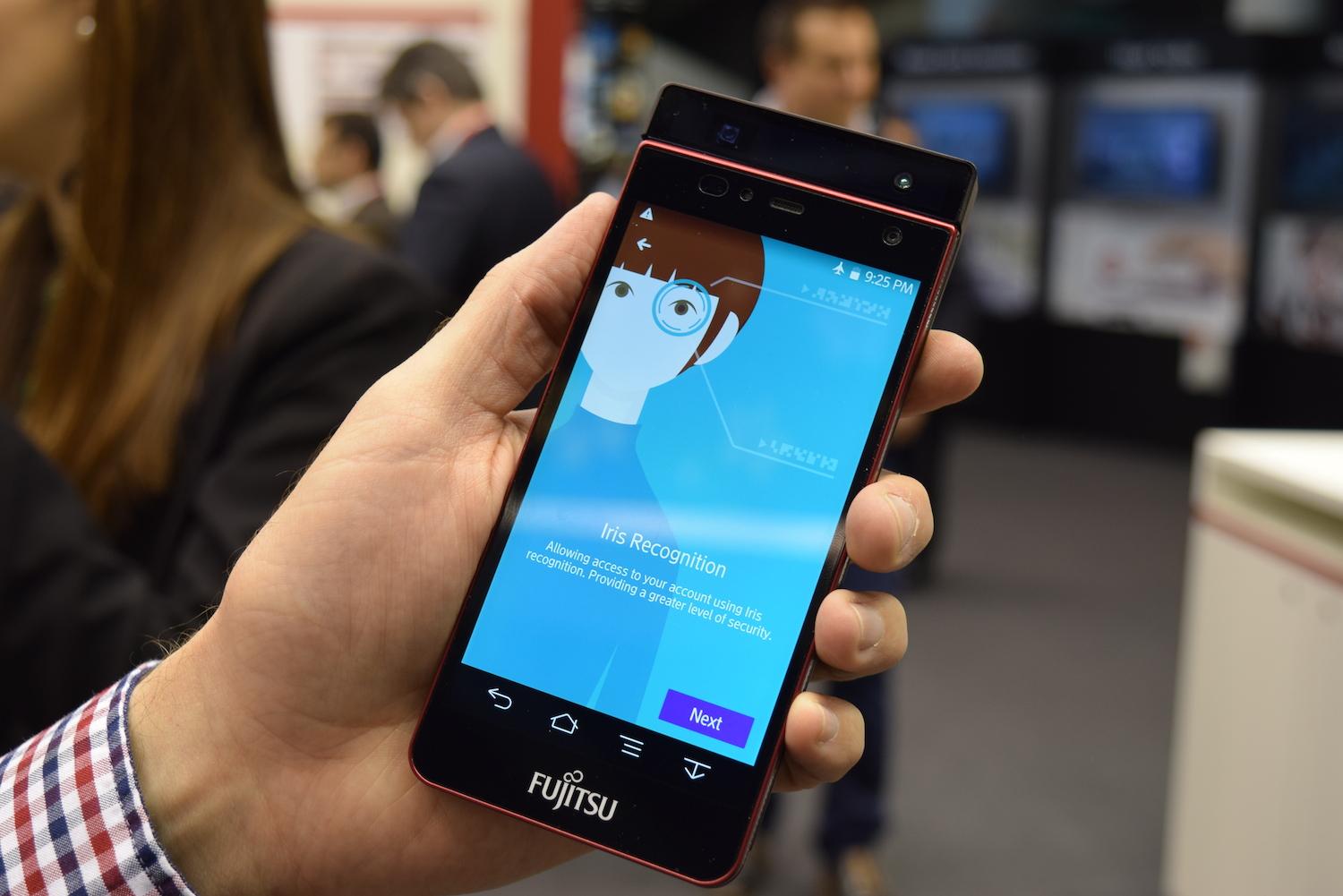 amazing iris scanner lets you unlock your phone and pay bills with eyes delta id fujitsu