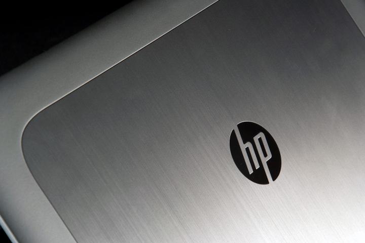 HP zBook 15 top back logo