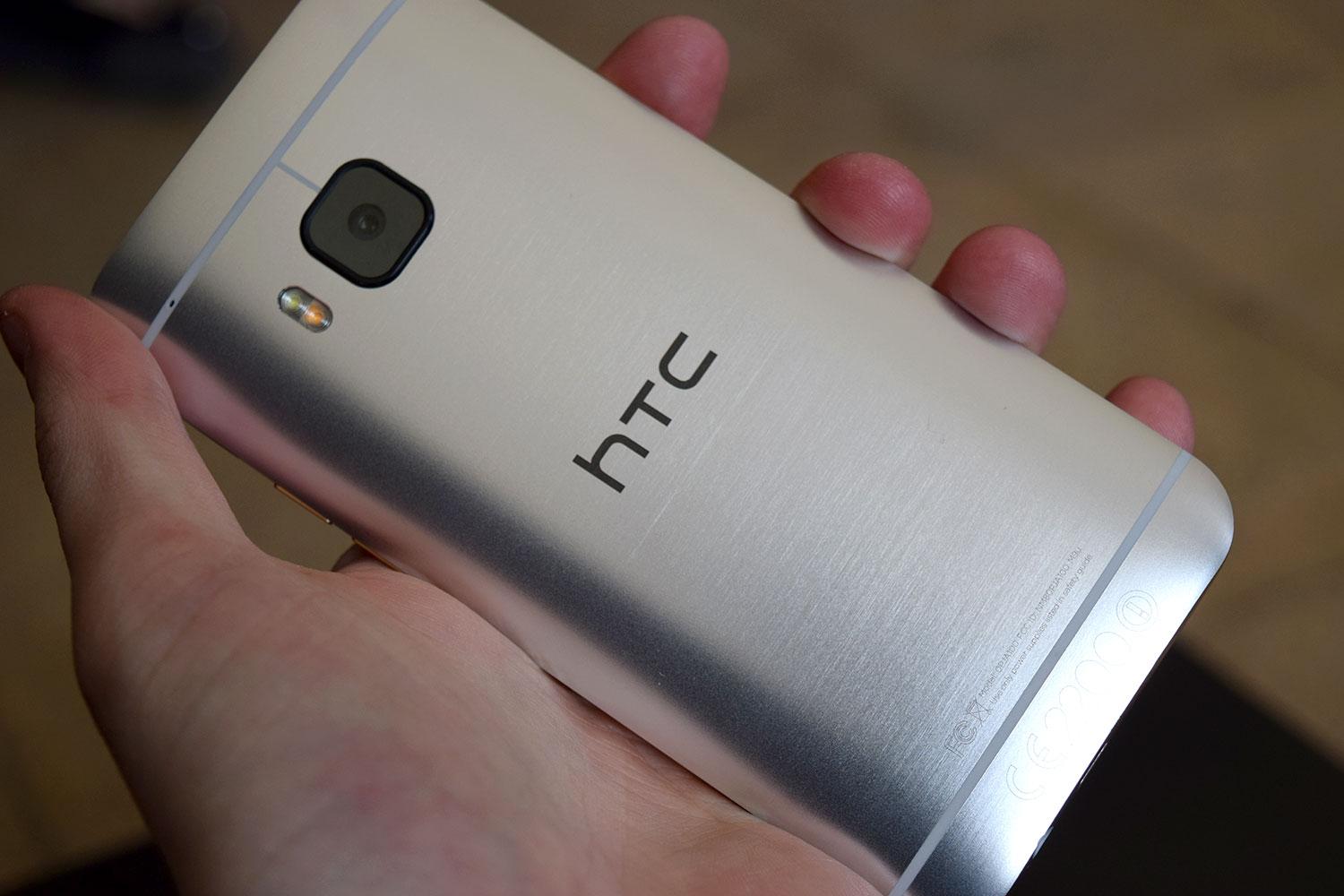 HTC One M9 back angle
