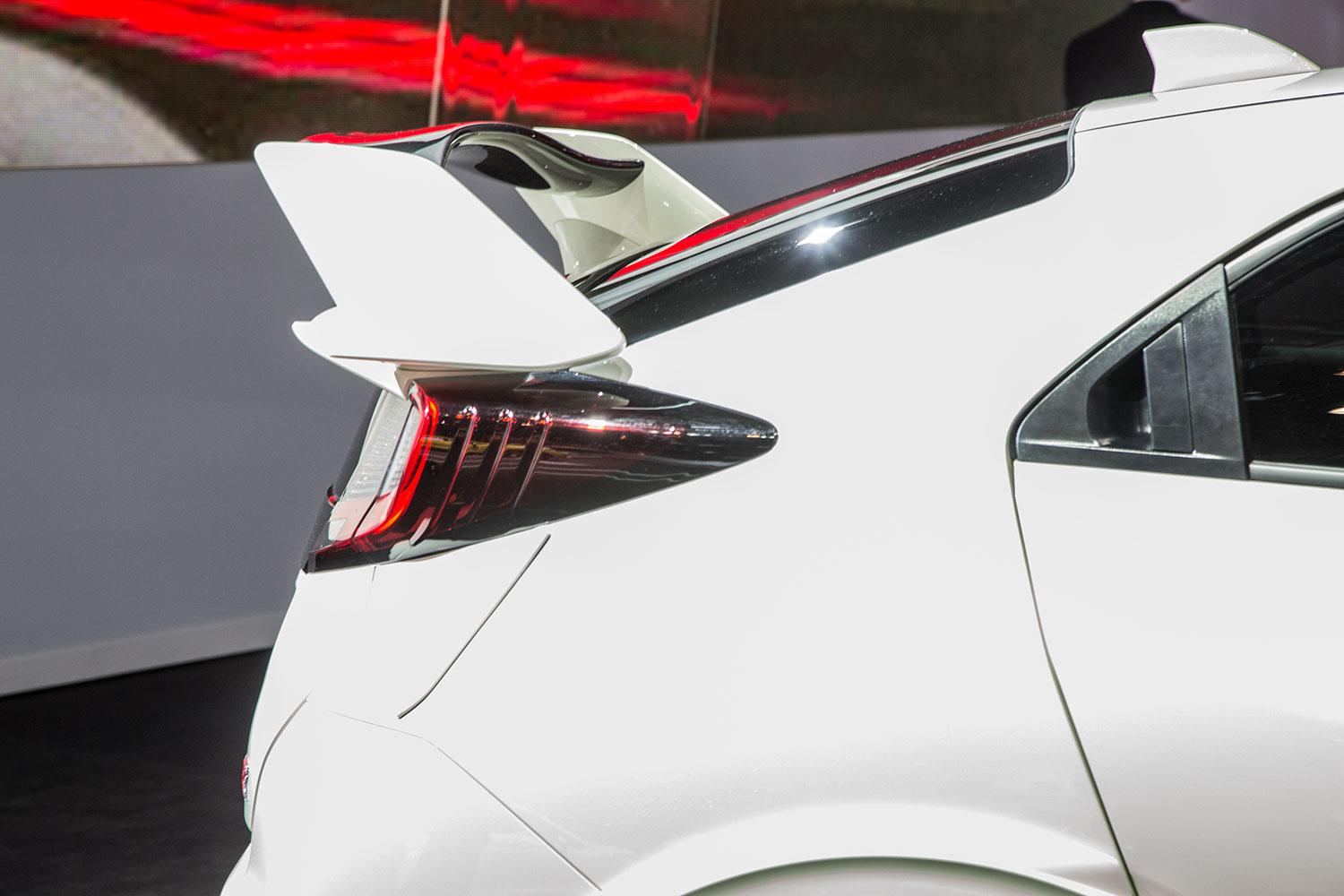 honda civic type r official pictures specs and performance 7