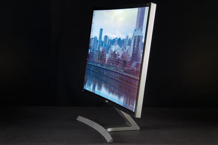 samsung eyes may for the release of three new curved monitors sd590c moniotor review stand side