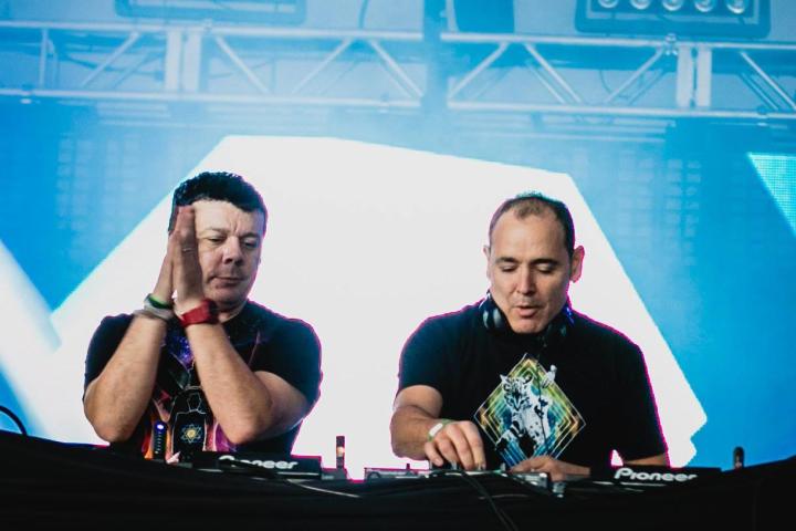 interview the crystal method on remixes mp3s their latest album audiophile remixed 002