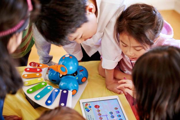 Dash And Dot In The Classroom - Modern Teaching Blog