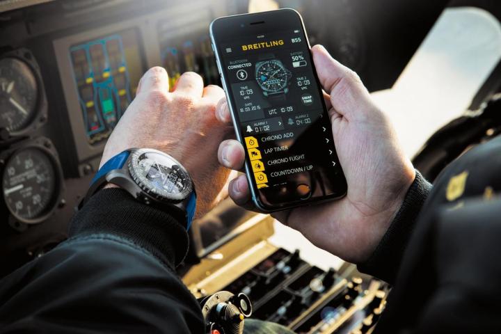 the manual wind breitling b55 connective smart watch connected