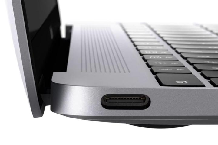MacBook USB-C port