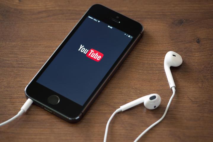 youtube subscriptions are coming iphone