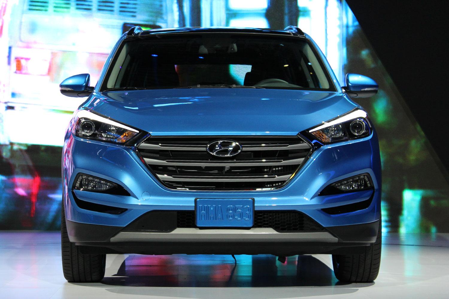 2016 Hyundai Tuscon front