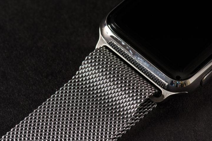 Apple Watch milanese loop detail