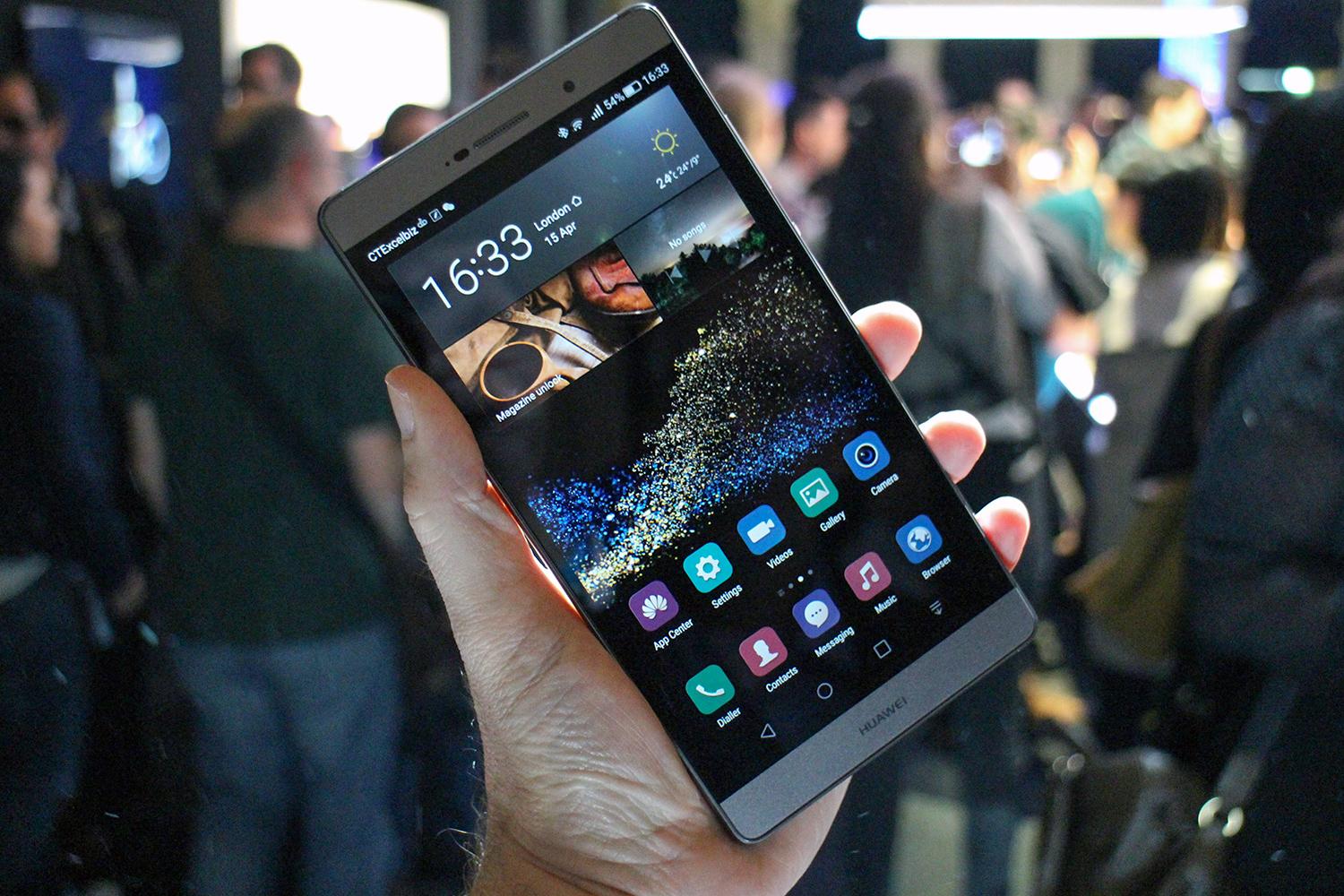 Aja Begin Nationaal Hands On with the 6.8-inch Huawei P8 Max | Digital Trends