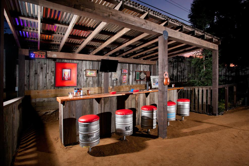 8 cool things you can make out of a keg jake moss stools