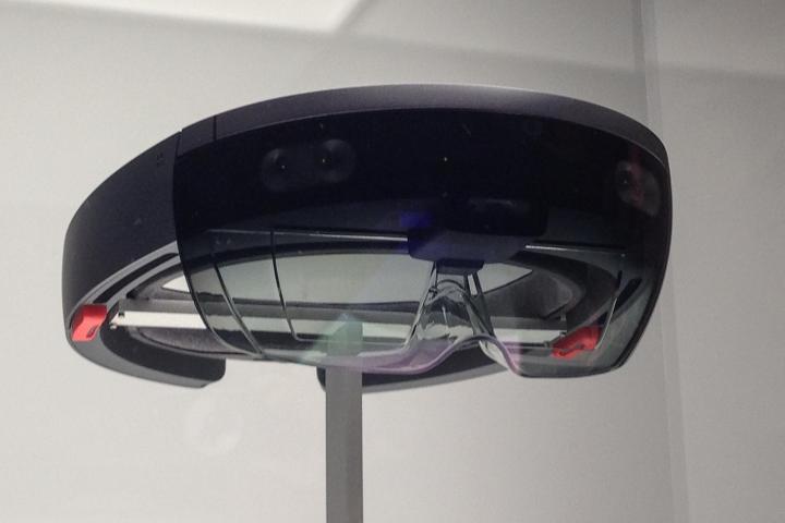 Microsoft HoloLens bottom angle