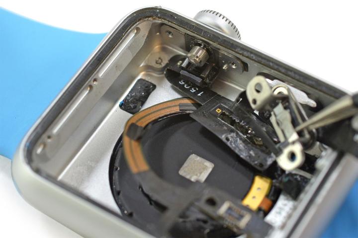 apple watch costs 85 to manufacture ifixit feature