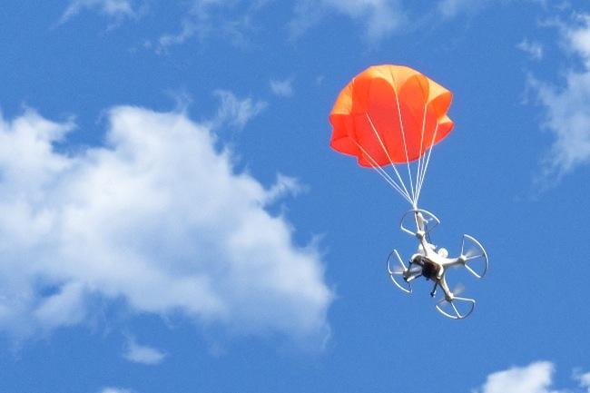 smartchutes drone parachute kickstarter 150514 0001