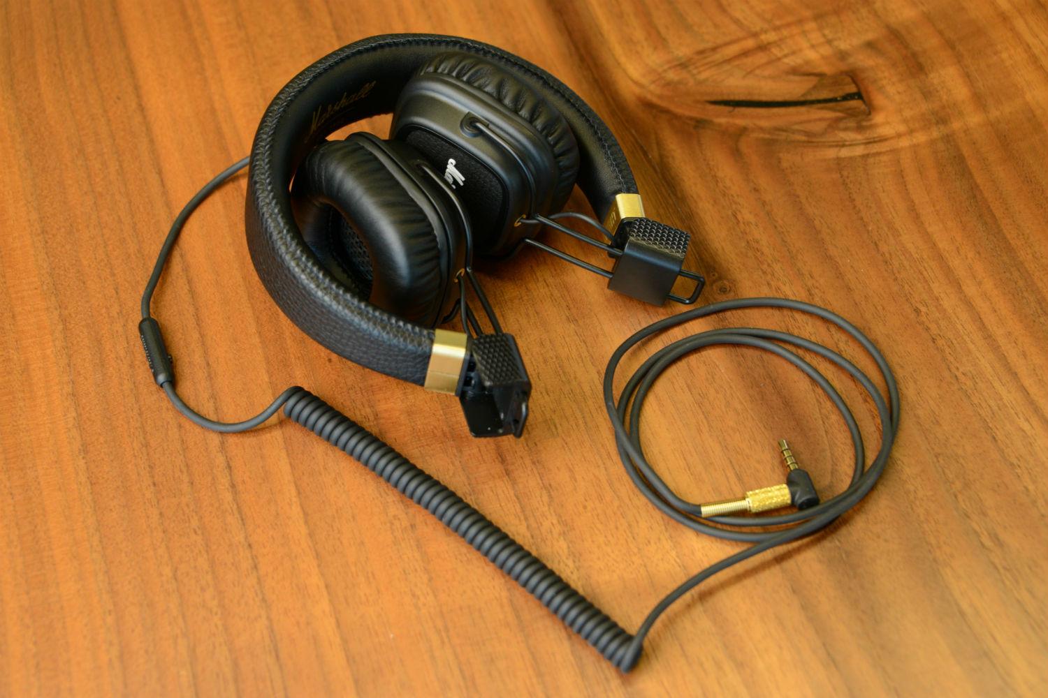 Marshall Major 2 Headphone coiled