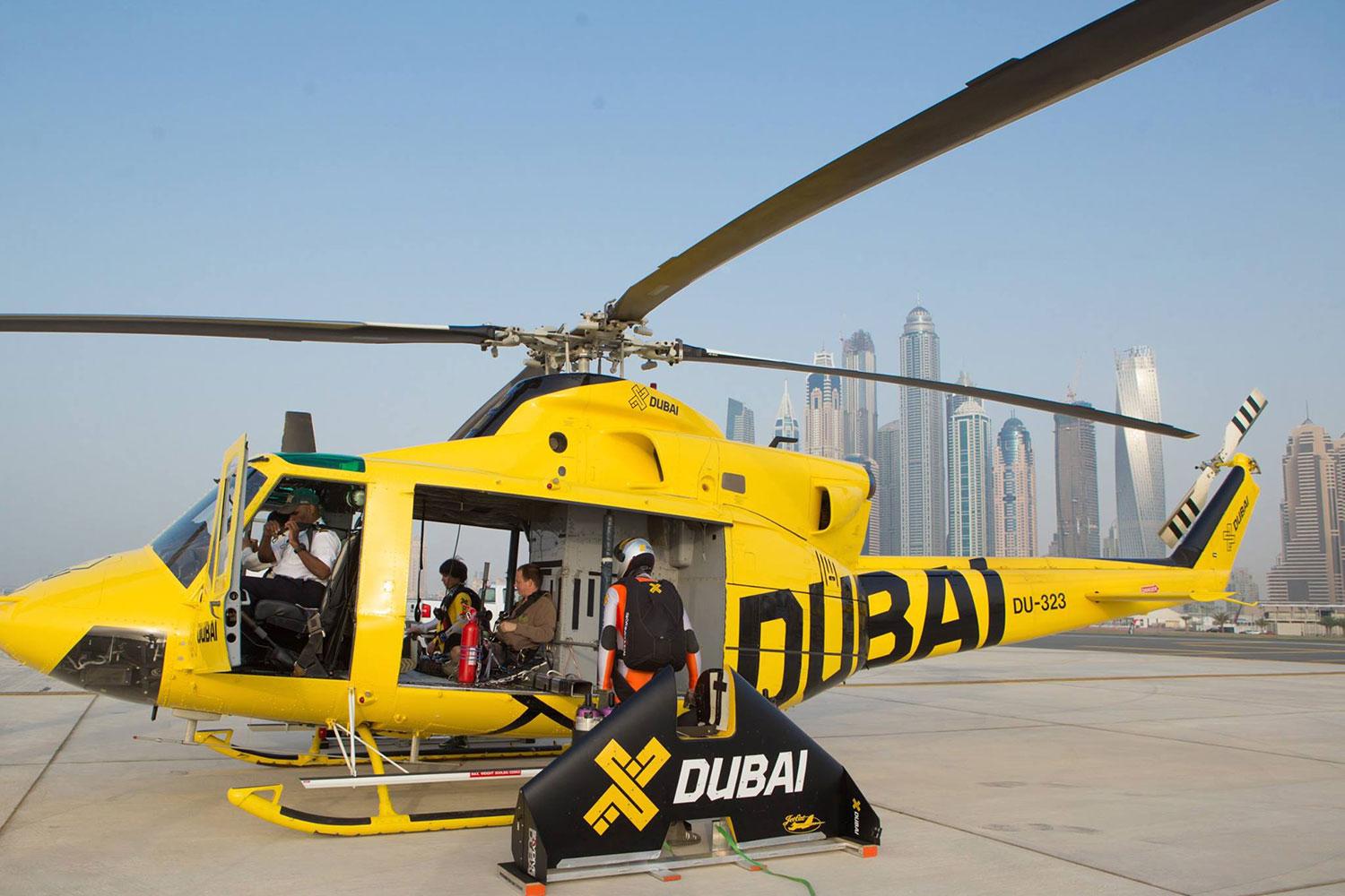 Dubai Jetman helicopter