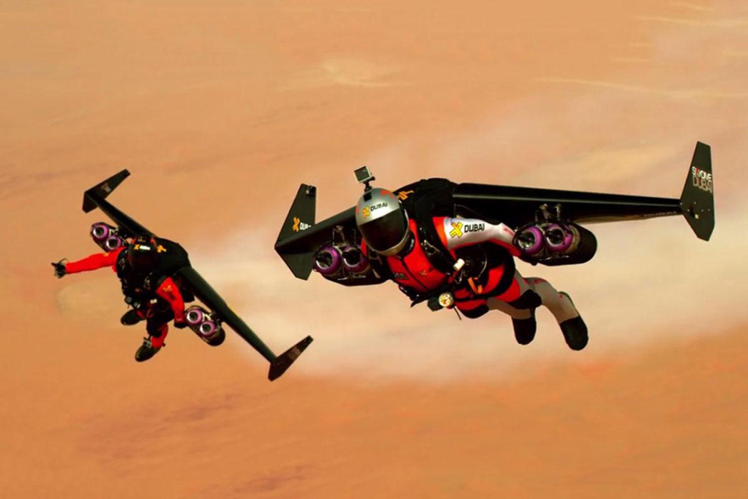 Watch jetpack pilot Vince Reffet set a new altitude record in Dubai
