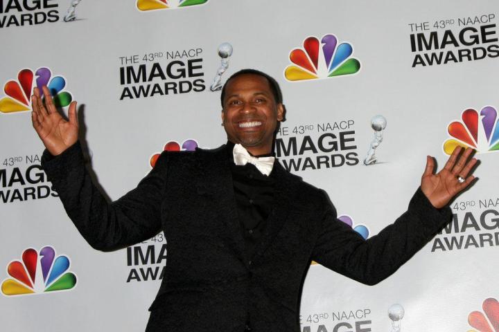 quirky uncle buck comes to abc mike epps