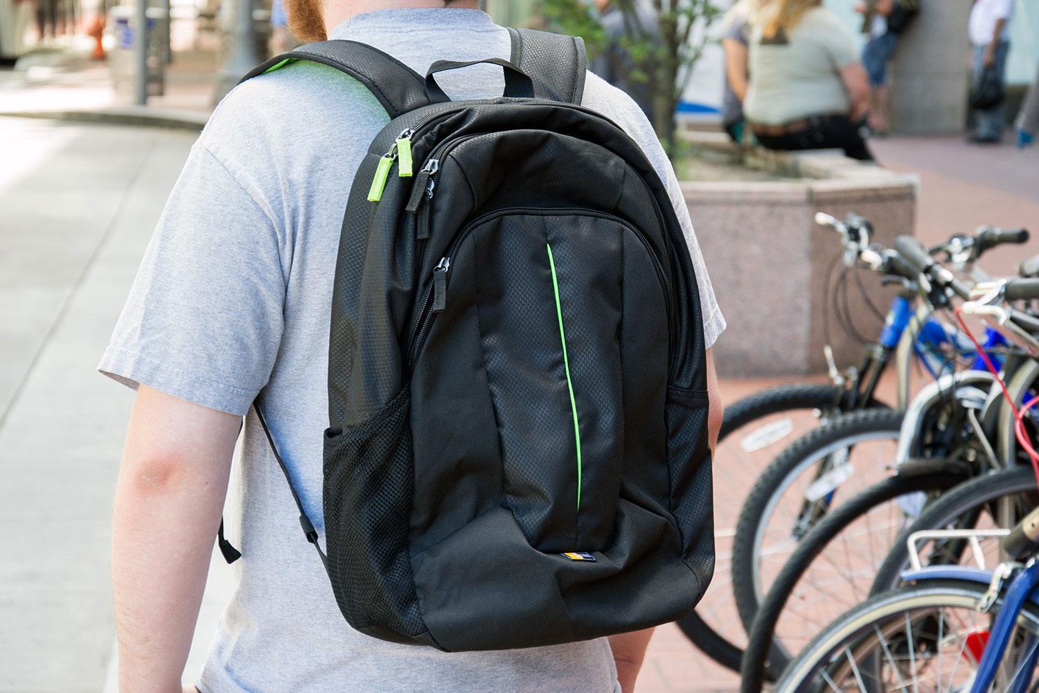 rol Overjas Uitgaan Case Logic Prevailer backpack Review | Digital Trends