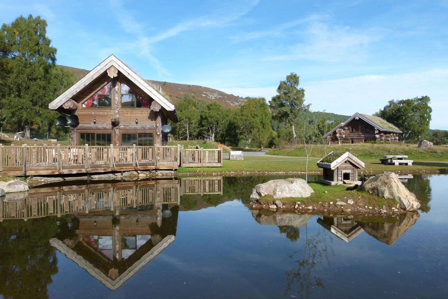 retreat from society and relax in these idyllic cabins around the world eagle brae highland log 4