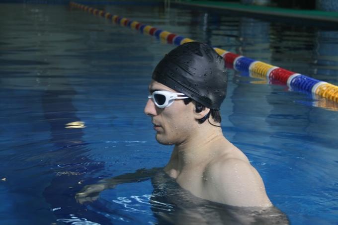 Kuai sport headphones Swimming