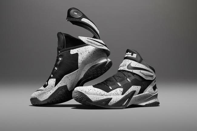 nike zoom soldier 8 flyease system for disabled people 150714 0006