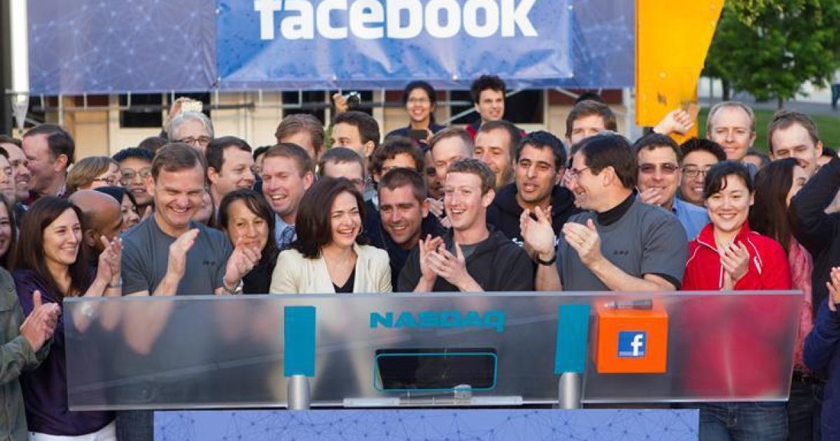 Mark Zuckerberg to College Kids: Choose Friends You'd Want to Work for