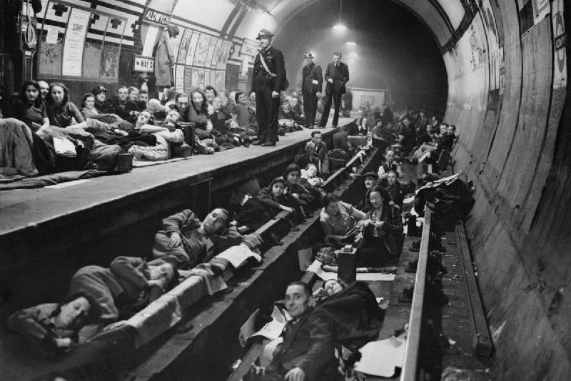 Aldwych-tube-station-being-used-as-a-bomb-shelter-in-1940