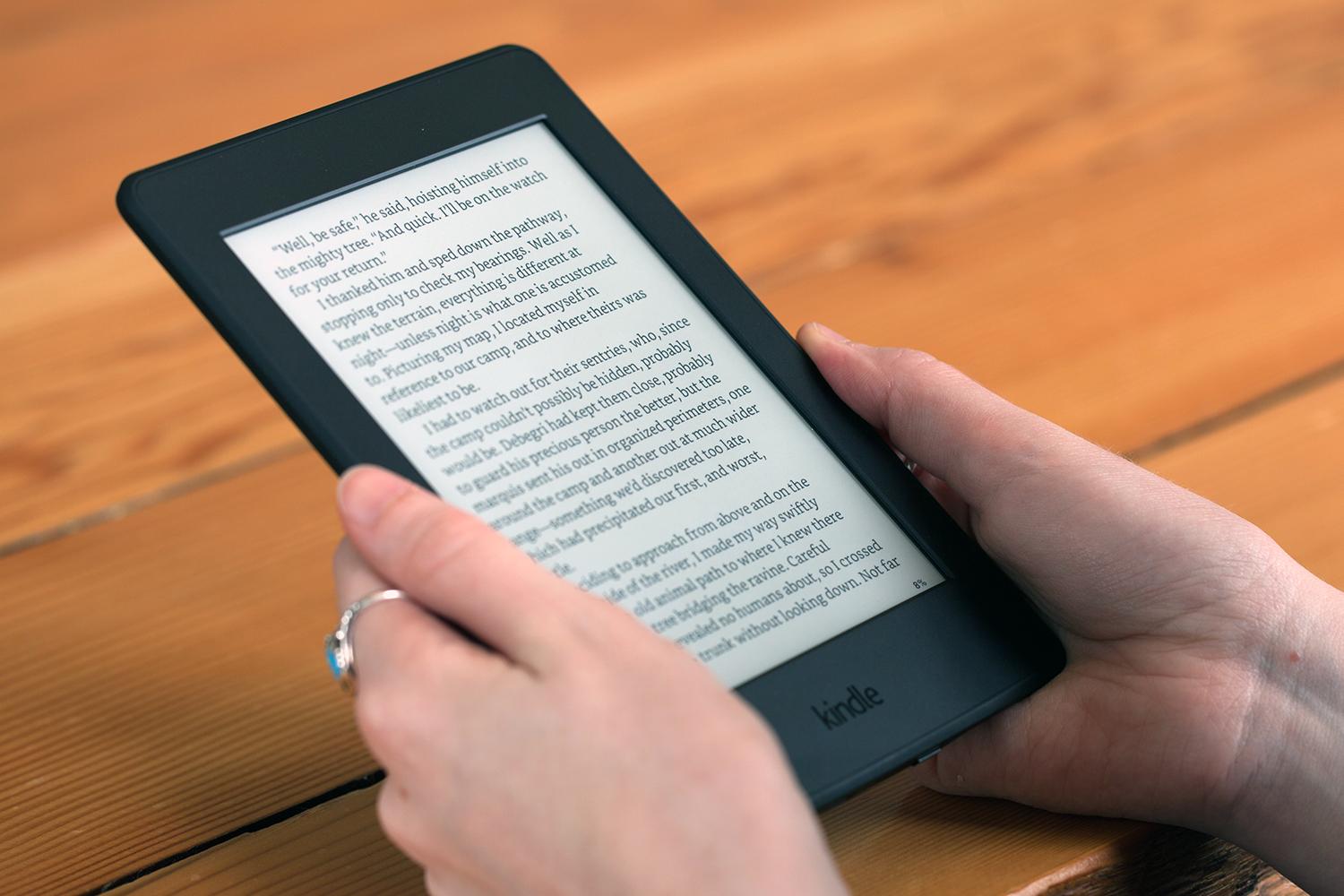 Лучший планшет для чтения. Читалка Киндл Амазон. Kindle Paperwhite 5 Review. Электронная книжка. Планшет для чтения электронных книг.