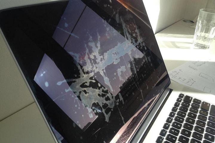 apple may face legal action over macbook pro screen stains staingate