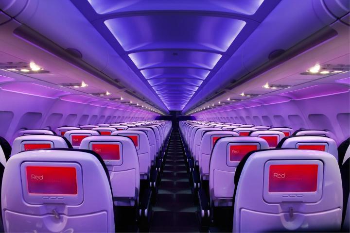5 Awesome Airplane In-Flight Entertainment Systems | Digital Trends