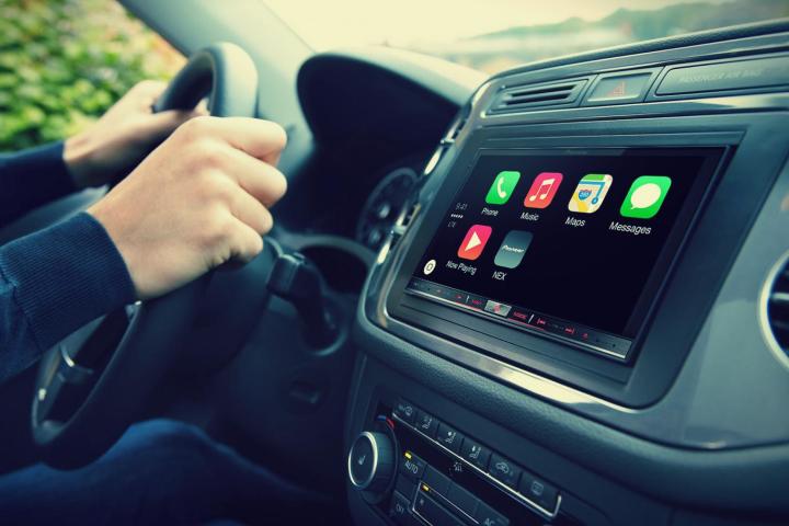 road rave are carplay and android auto the future of infotainment 070815