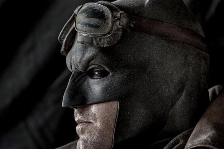 batman v superman desert mask dawn of justice