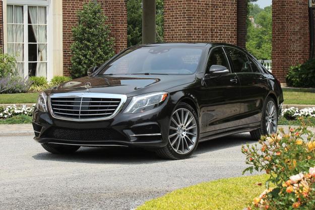 2015 Mercedes Benz S550 front angle