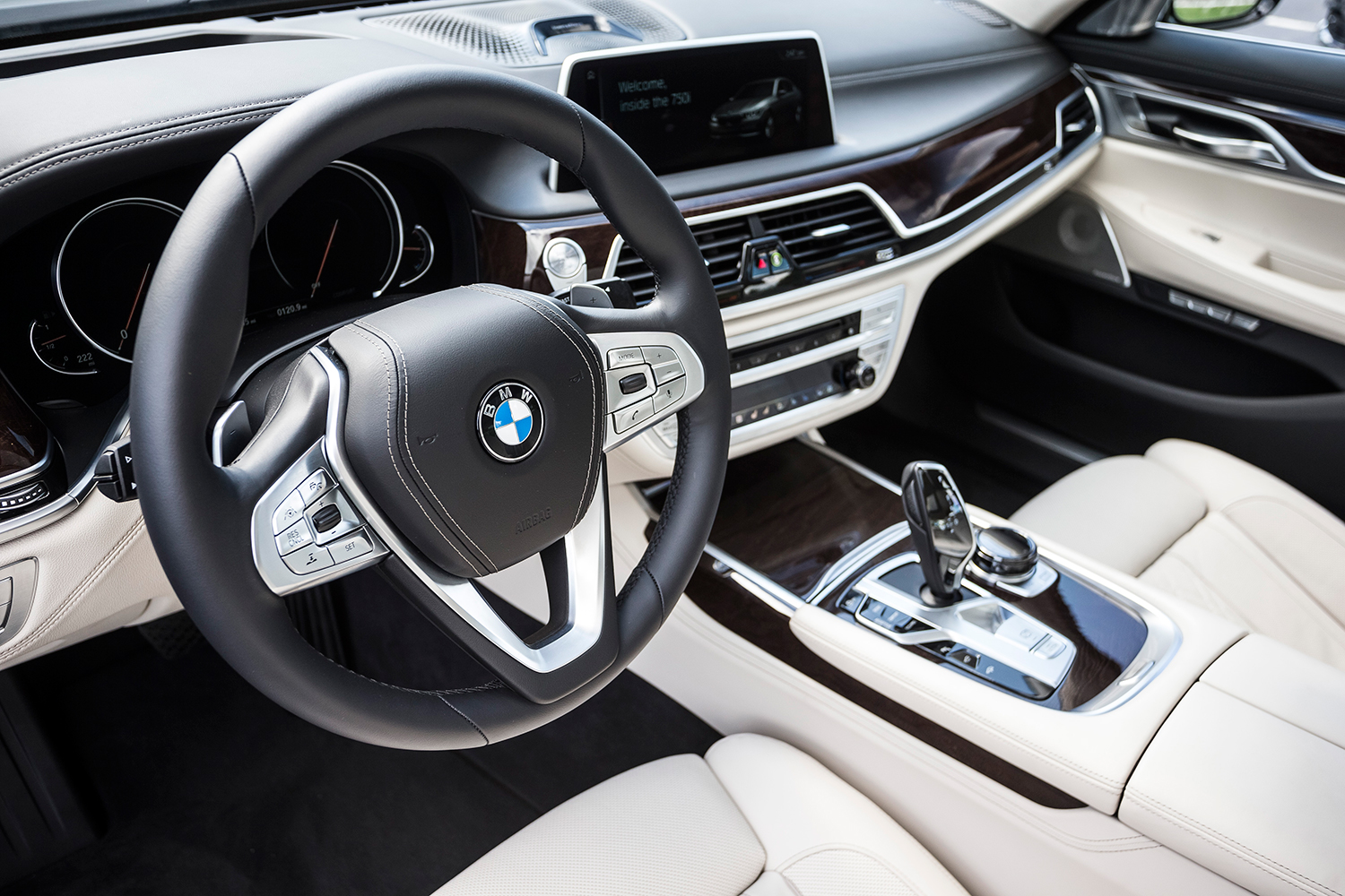 2016 BMW 750i xDrive