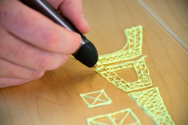 3Doodler Lets You Hand-Draw 3-D Objects