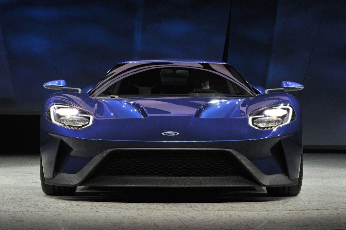 New Ford GT Blue front